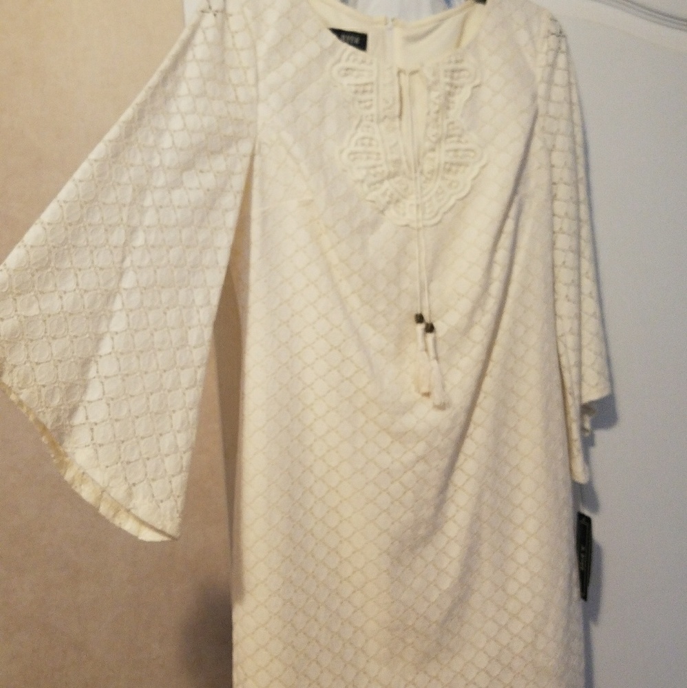 A Byer brand new dress